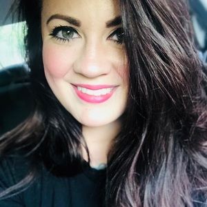 Meet your Posher, Cary